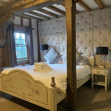 The Riverside Inn เชมส์ฟอร์ด ภายนอก รูปภาพ