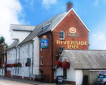 The Riverside Inn เชมส์ฟอร์ด ภายนอก รูปภาพ
